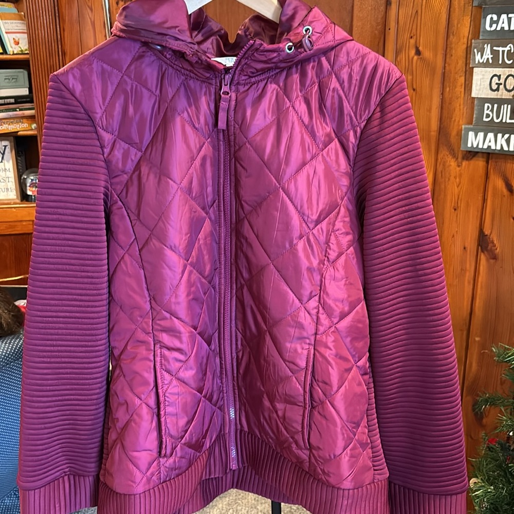 Time And Tru Lightweight semi- Quilted Jacket NWT Size XL 16-18 Drawstring Hood